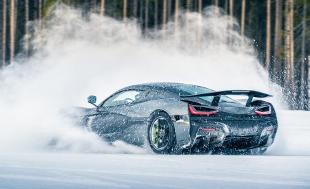 2022 Rimac Nevera Rear Three-Quarter Wallpapers 450x275 (51)