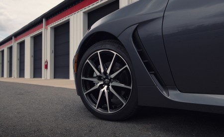 2022 Toyota GR 86 (Color: Raven Black) Wheel Wallpapers 450x275 (175)
