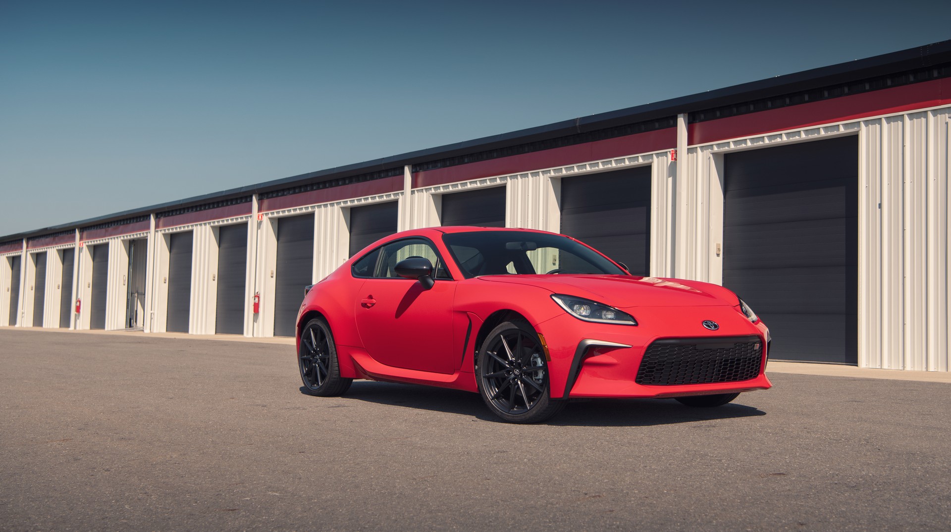 2022 Toyota GR 86 (Color: Track Red) Front Three-Quarter Wallpapers (14)