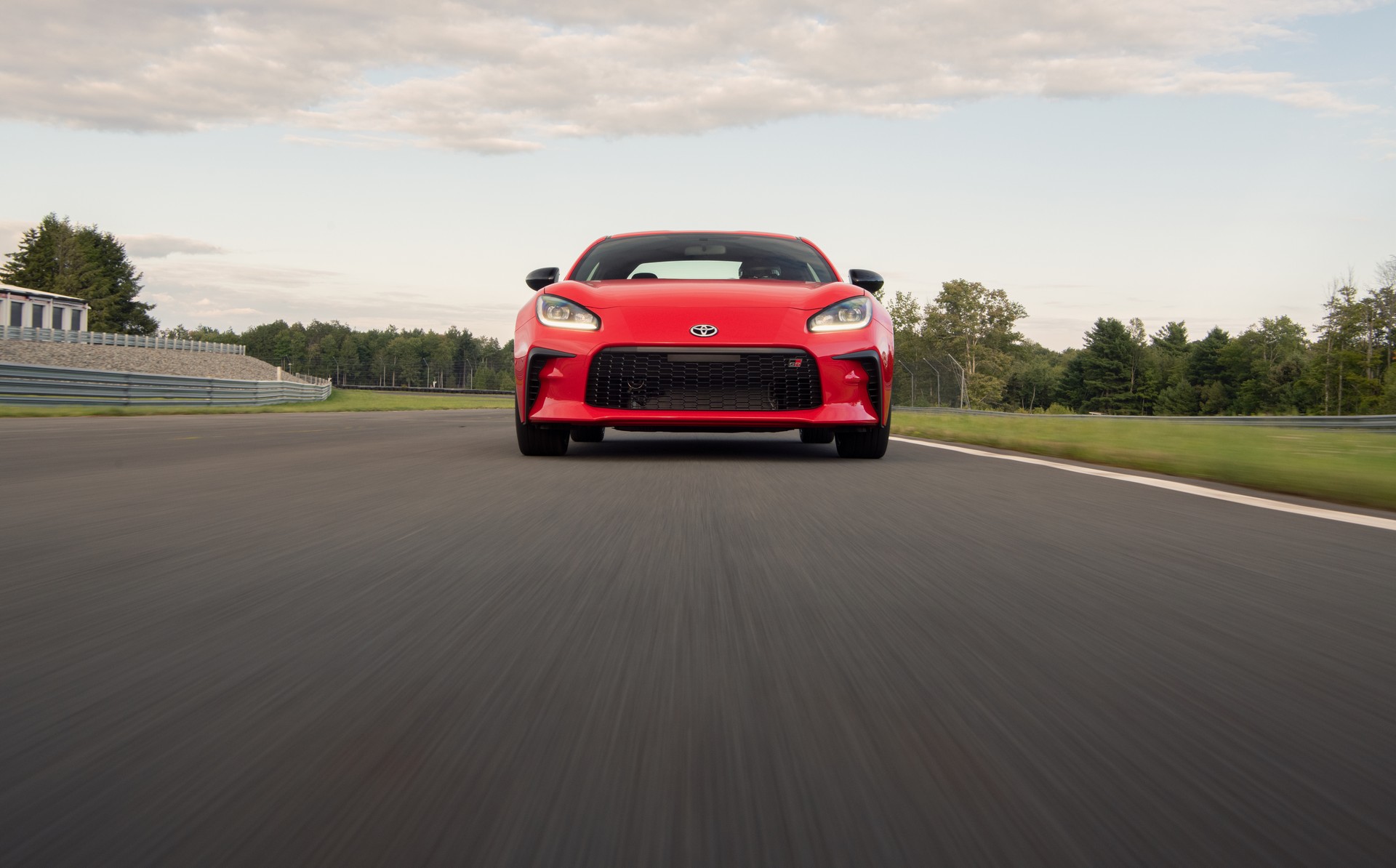 2022 Toyota GR 86 (Color: Track Red) Front Wallpapers (10)