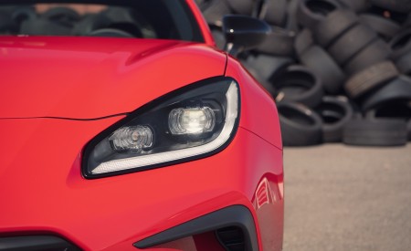 2022 Toyota GR 86 (Color: Track Red) Headlight Wallpapers 450x275 (26)