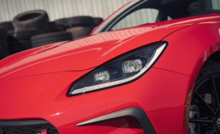 2022 Toyota GR 86 (Color: Track Red) Headlight Wallpapers 450x275 (27)