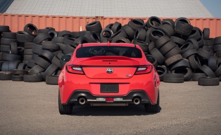 2022 Toyota GR 86 (Color: Track Red) Rear Wallpapers 450x275 (21)