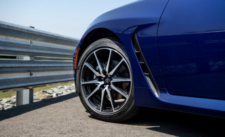 2022 Toyota GR 86 (Color: Trueno Blue) Wheel Wallpapers 450x275 (129)