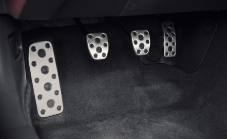 2022 Toyota GR 86 Pedals Wallpapers 450x275 (39)