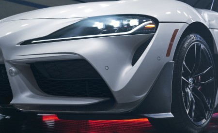 2022 Toyota GR Supra A91-CF Edition Headlight Wallpapers 450x275 (5)