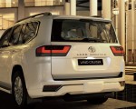 2022 Toyota Land Cruiser 300 Series Rear Three-Quarter Wallpapers 150x120 (4)