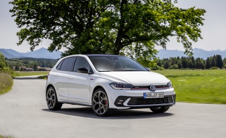 2022 Volkswagen Polo GTI Front Three-Quarter Wallpapers 450x275 (14)