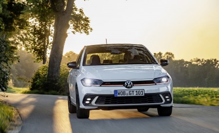 2022 Volkswagen Polo GTI Front Wallpapers 450x275 (3)