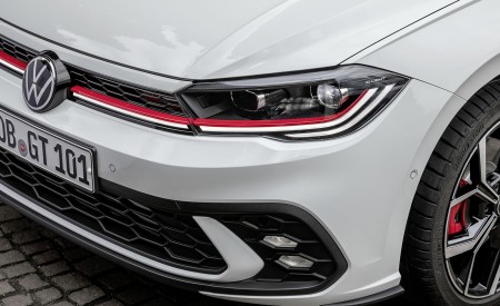 2022 Volkswagen Polo GTI Headlight Wallpapers 450x275 (15)