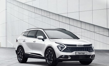 2023 Kia Sportage Front Three-Quarter Wallpapers 450x275 (3)