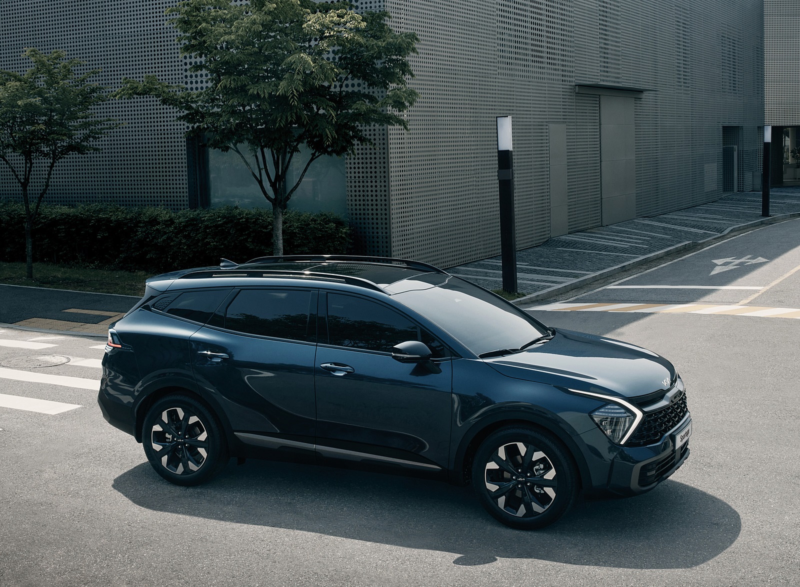2023 Kia Sportage Front Three-Quarter Wallpapers (1)