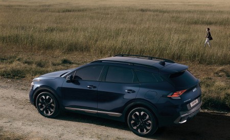 2023 Kia Sportage Rear Three-Quarter Wallpapers 450x275 (2)