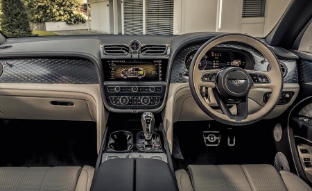 2021 Bentley Bentayga Plug-In Hybrid (Color: Viridian) Interior Cockpit Wallpapers 450x275 (42)