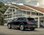 2021 Bentley Bentayga Plug-In Hybrid (Color: Viridian) Rear Three-Quarter Wallpapers 150x120 (38)