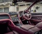 2021 Bentley Bentayga Plug-In Hybrid First Edition (Color: Ghost White) Interior Wallpapers 150x120 (27)