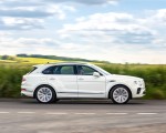 2021 Bentley Bentayga Plug-In Hybrid First Edition (Color: Ghost White) Side Wallpapers 150x120 (21)
