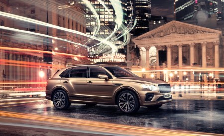2021 Bentley Bentayga Plug-In Hybrid Front Three-Quarter Wallpapers 450x275 (49)