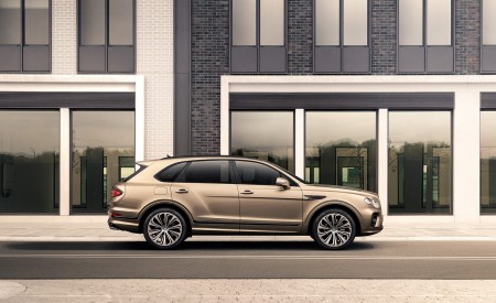 2021 Bentley Bentayga Plug-In Hybrid Side Wallpapers 450x275 (58)