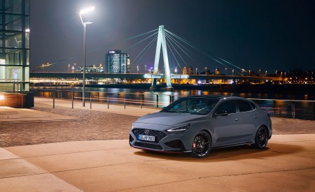 2021 Hyundai i30 Fastback N Limited Edition Front Three-Quarter Wallpapers 450x275 (9)