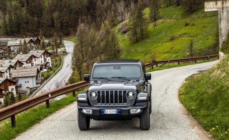 2021 Jeep Wrangler 4xe (Euro-Spec; Plug-In Hybrid) Front Wallpapers 450x275 (8)