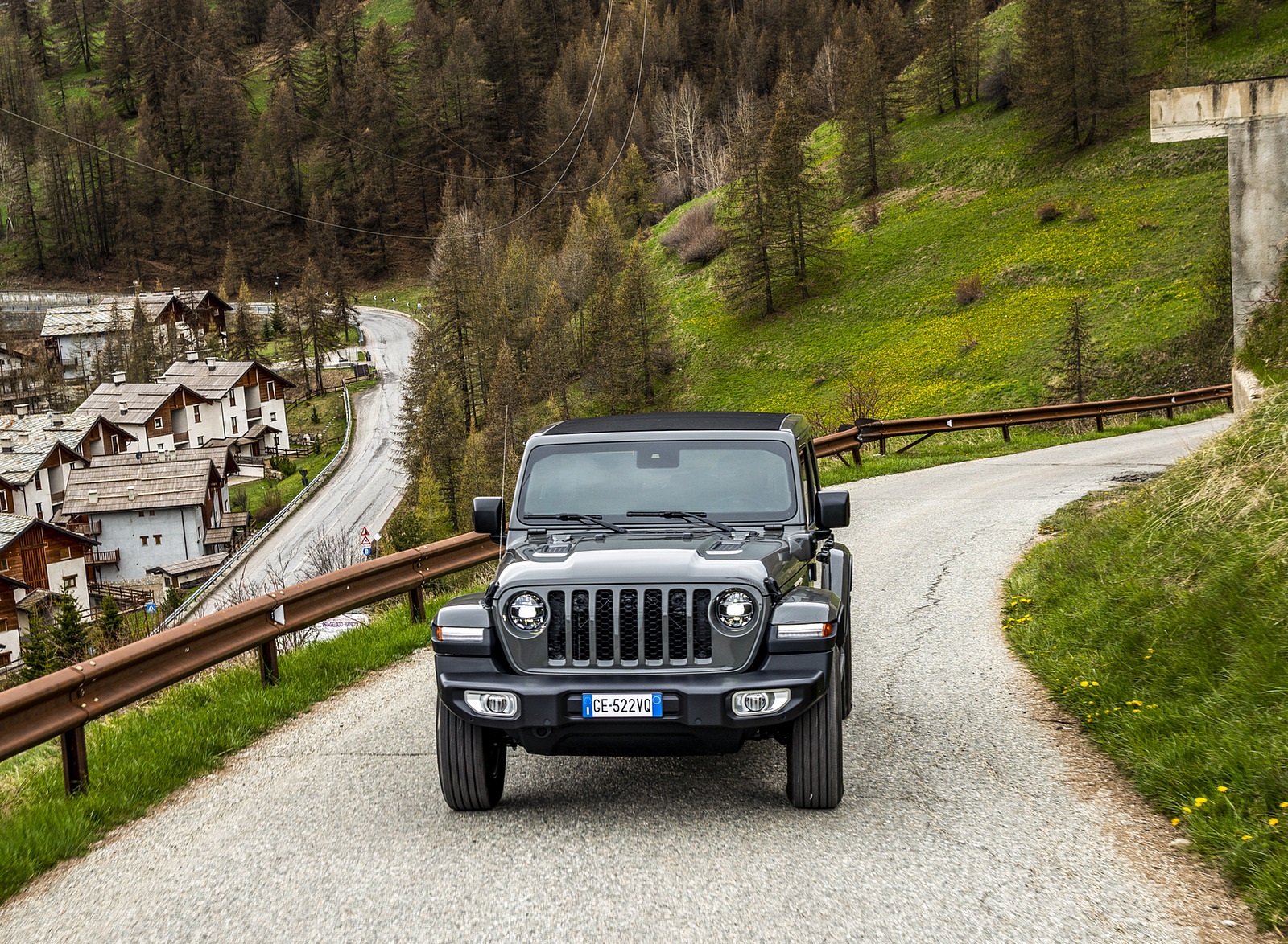 2021 Jeep Wrangler 4xe (Euro-Spec; Plug-In Hybrid) Front Wallpapers (8)
