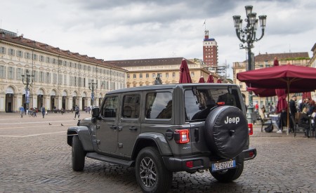 2021 Jeep Wrangler 4xe (Euro-Spec; Plug-In Hybrid) Rear Three-Quarter Wallpapers 450x275 (13)