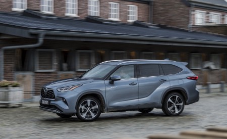 2021 Toyota Highlander Hybrid (Euro-Spec) Front Three-Quarter Wallpapers 450x275 (51)