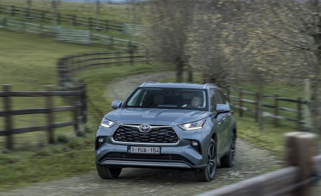 2021 Toyota Highlander Hybrid (Euro-Spec) Front Wallpapers 450x275 (44)