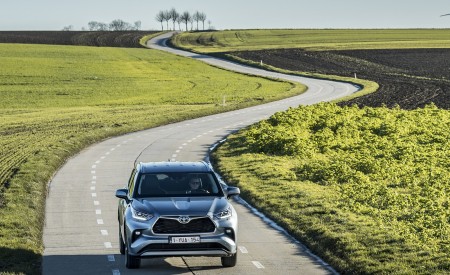 2021 Toyota Highlander Hybrid (Euro-Spec) Front Wallpapers 450x275 (9)