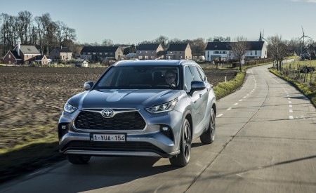 2021 Toyota Highlander Hybrid (Euro-Spec) Front Wallpapers  450x275 (19)