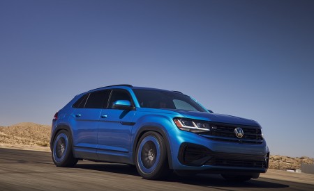 2021 Volkswagen Atlas Cross Sport GT Concept Front Three-Quarter Wallpapers 450x275 (3)