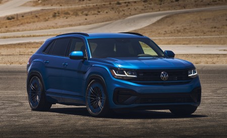 2021 Volkswagen Atlas Cross Sport GT Concept Front Three-Quarter Wallpapers 450x275 (10)