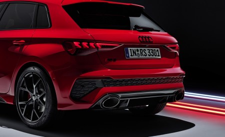 2022 Audi RS 3 Sportback (Color: Tango Red) Tail Light Wallpapers 450x275 (57)