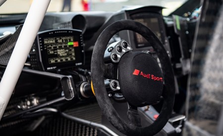 2022 Audi RS Q e-tron Dakar Rally Interior Wallpapers 450x275 (34)