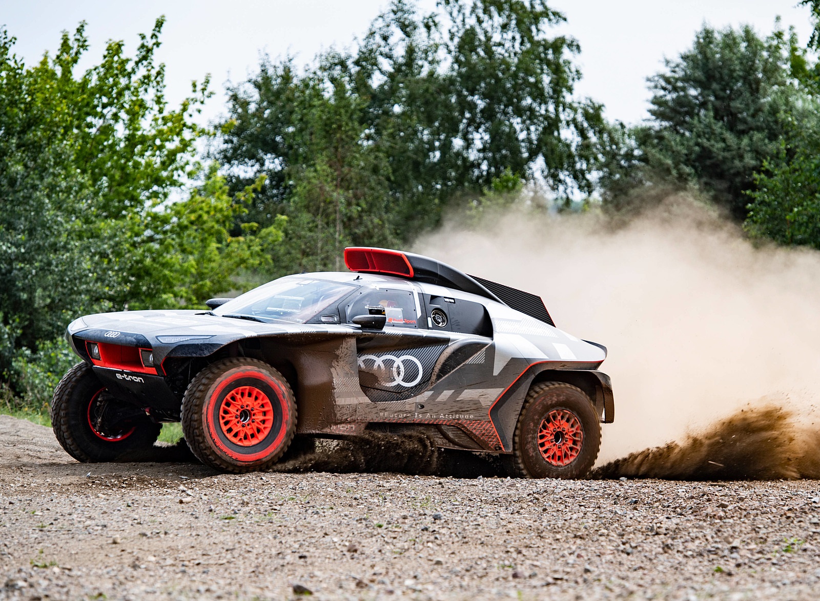 2022 Audi RS Q e-tron Dakar Rally Off-Road Wallpapers  (2)