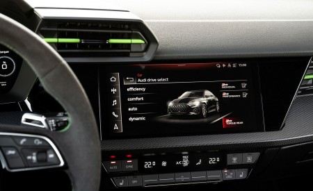 2022 Audi RS3 Sedan Central Console Wallpapers 450x275 (145)