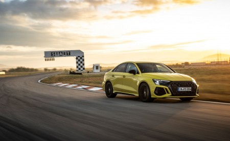 2022 Audi RS3 Sedan Front Three-Quarter Wallpapers 450x275 (114)
