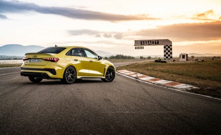 2022 Audi RS3 Sedan Rear Three-Quarter Wallpapers 450x275 (122)
