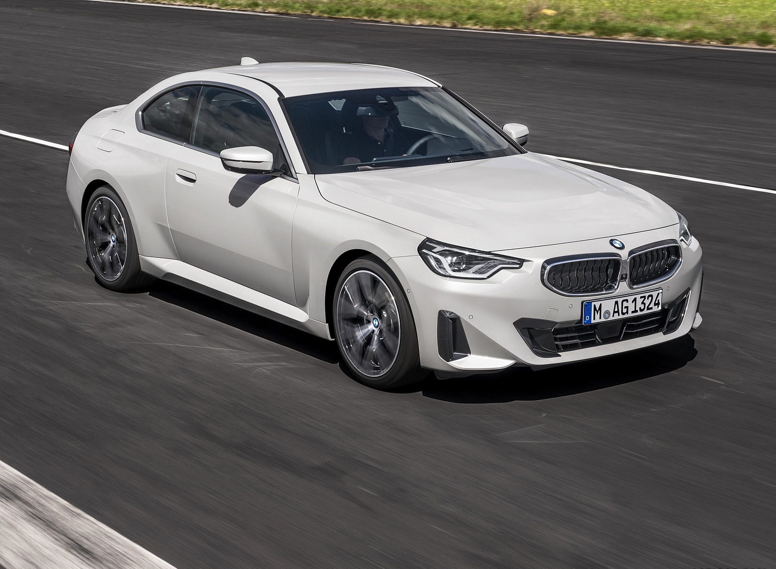 2022 BMW 2 Series Coupe Front Three-Quarter Wallpapers (13)