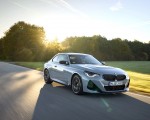 2022 BMW M240i Coupe xDrive (Color: Brooklyn Grey) Front Three-Quarter Wallpapers 150x120 (2)