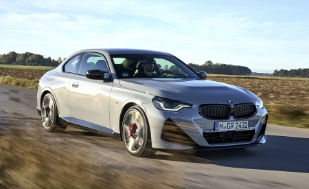 2022 BMW M240i Coupe xDrive (Color: Brooklyn Grey) Front Three-Quarter Wallpapers 450x275 (10)