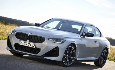 2022 BMW M240i Coupe xDrive (Color: Brooklyn Grey) Front Three-Quarter Wallpapers 450x275 (16)