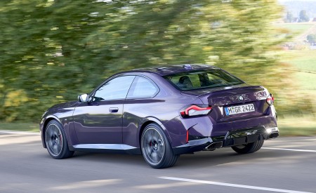 2022 BMW M240i Coupé xDrive (Color: Thundernight Metallic) Rear Three-Quarter Wallpapers 450x275 (44)