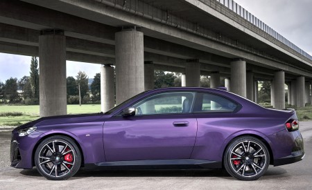 2022 BMW M240i Coupé xDrive (Color: Thundernight Metallic) Side Wallpapers 450x275 (69)