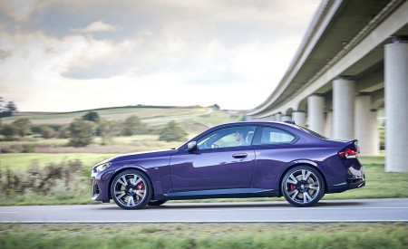 2022 BMW M240i Coupé xDrive (Color: Thundernight Metallic) Side Wallpapers 450x275 (55)
