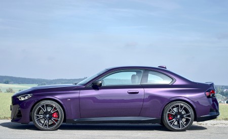 2022 BMW M240i Coupé xDrive (Color: Thundernight Metallic) Side Wallpapers 450x275 (81)