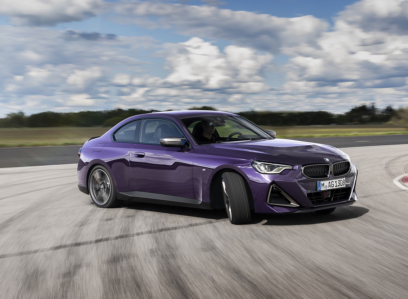 2022 BMW M240i xDrive Coupe Front Three-Quarter Wallpapers (6)