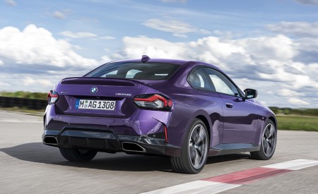 2022 BMW M240i xDrive Coupe Rear Three-Quarter Wallpapers 450x275 (130)