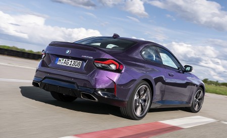 2022 BMW M240i xDrive Coupe Rear Three-Quarter Wallpapers 450x275 (128)